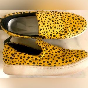 Dolce vita leopard print fur style slip ins! NEW IN BOX!